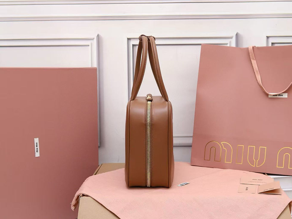 Miniature : Sur Commande sac Miu Miu en cuir top qualité 