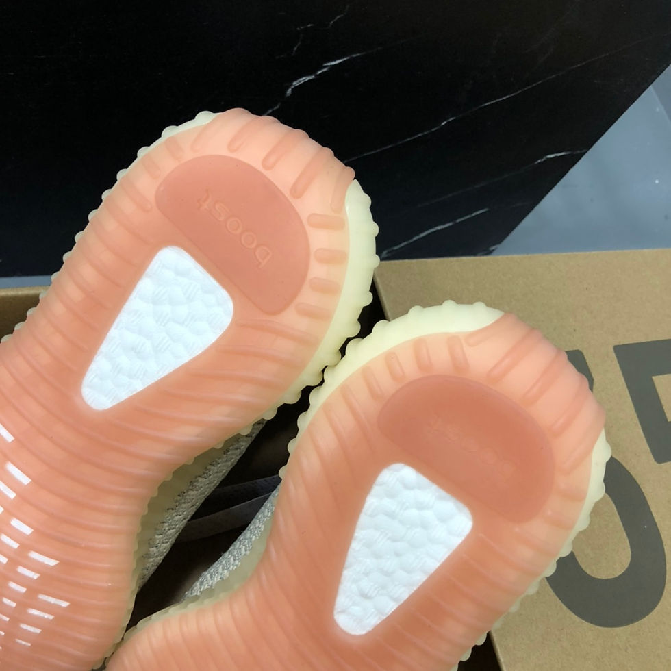 Miniature : Sur Commande Basket Yeezy top qualité