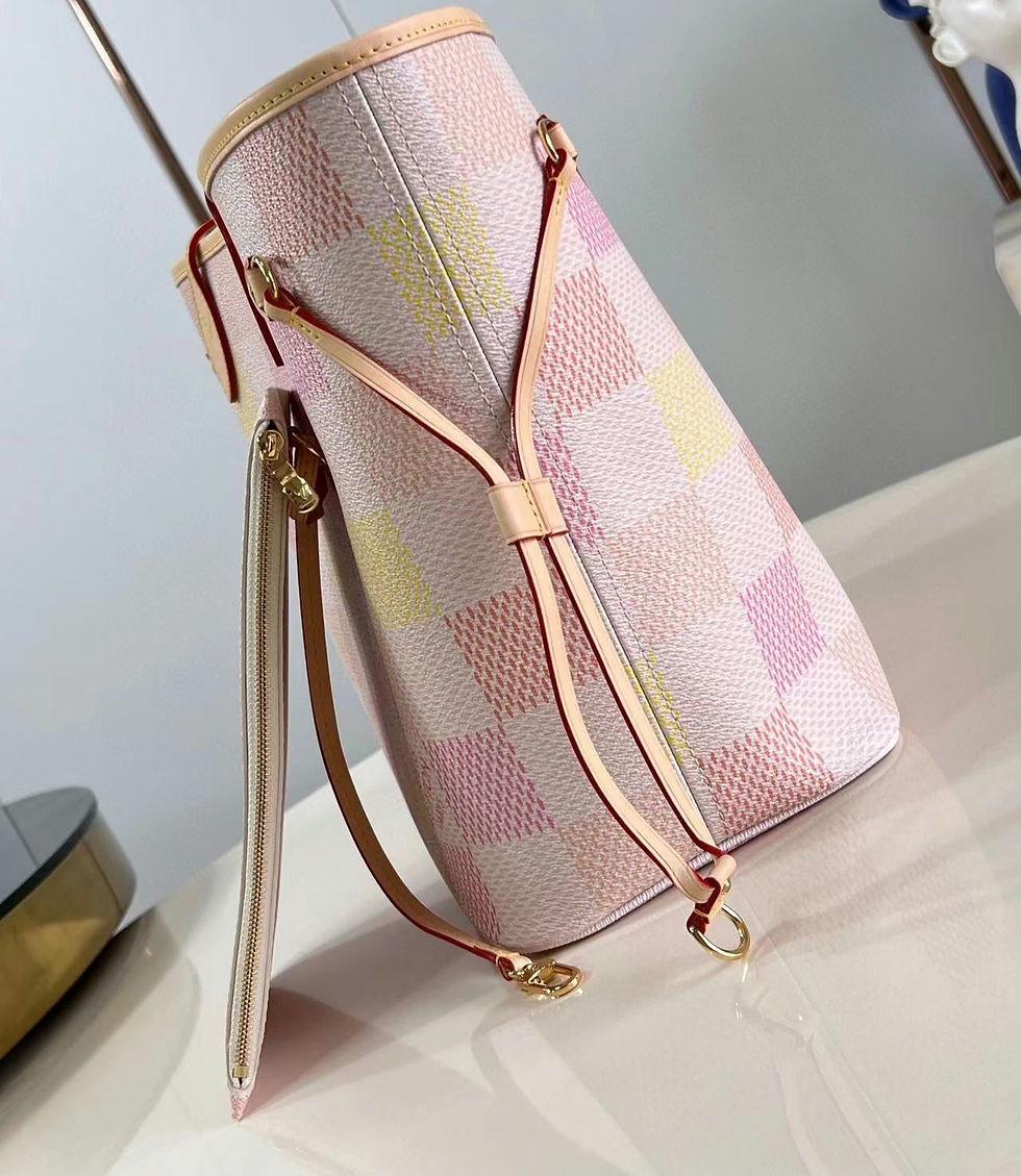 Thumbnail: Sur Commande Sac LV En cuir top qualité 