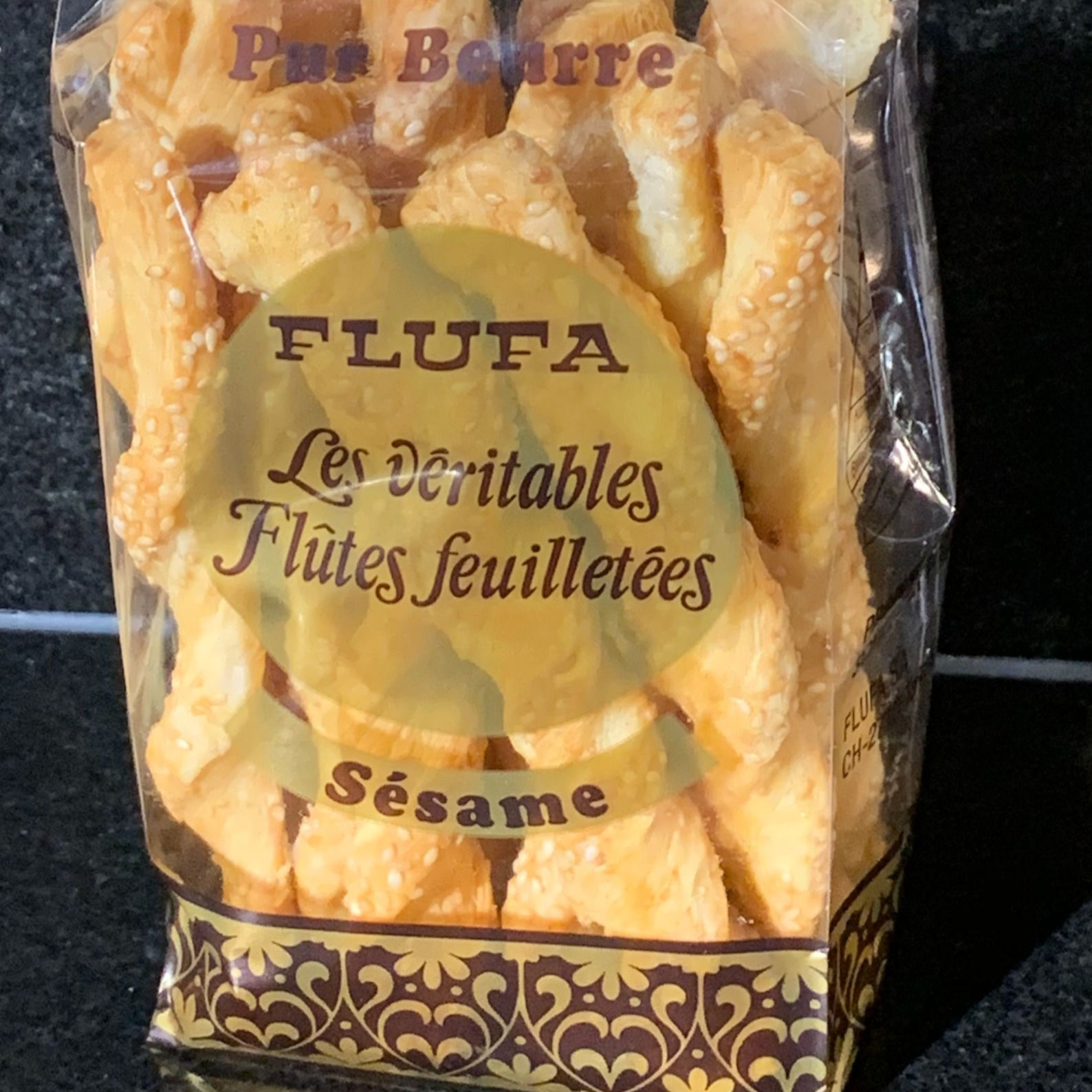 Flûtes feuilletées au sésame