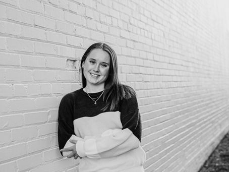 Falling in Love with Jesus (Aviela Groder)