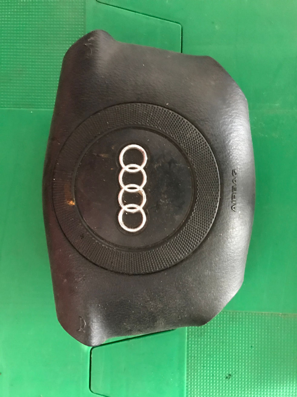 STEERING WHEEL AIRBAG