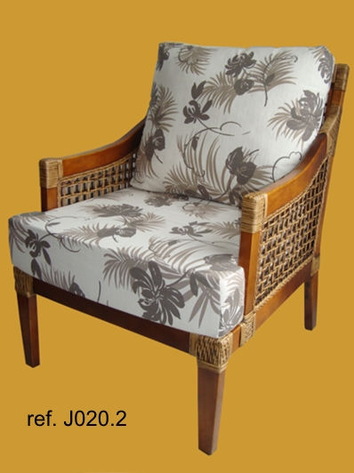 Poltrona Madeira e Junco
