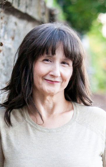 Transformational Coach, Teri Langer Headshot