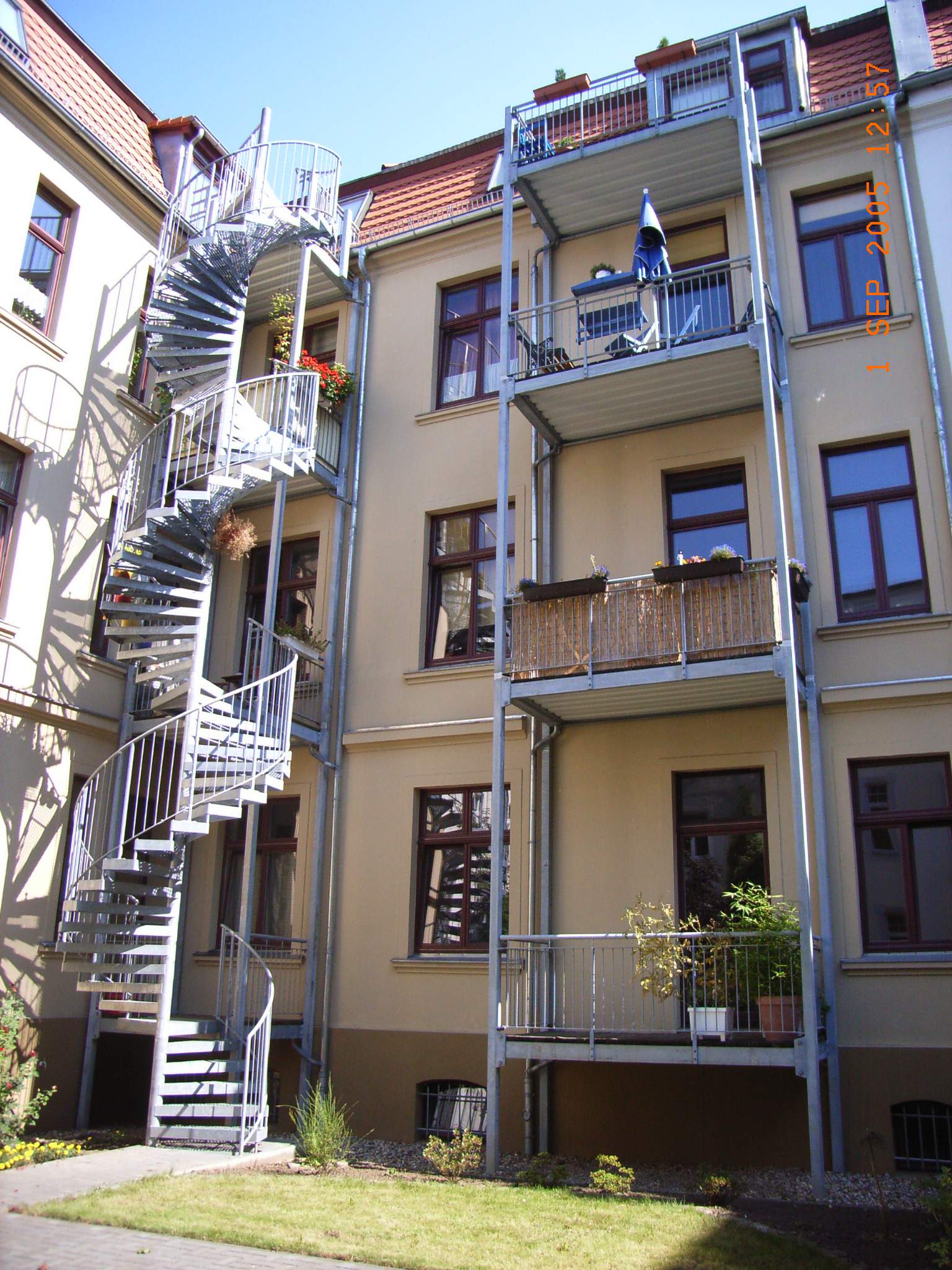 Harnackstr. 8 Hinteransicht 01