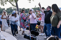 Extras 15_2026_0723