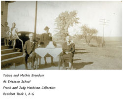 Photo793757682695_inner_77-114-898-134-87-586-906-594