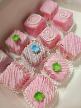 Cakes by Kolbo