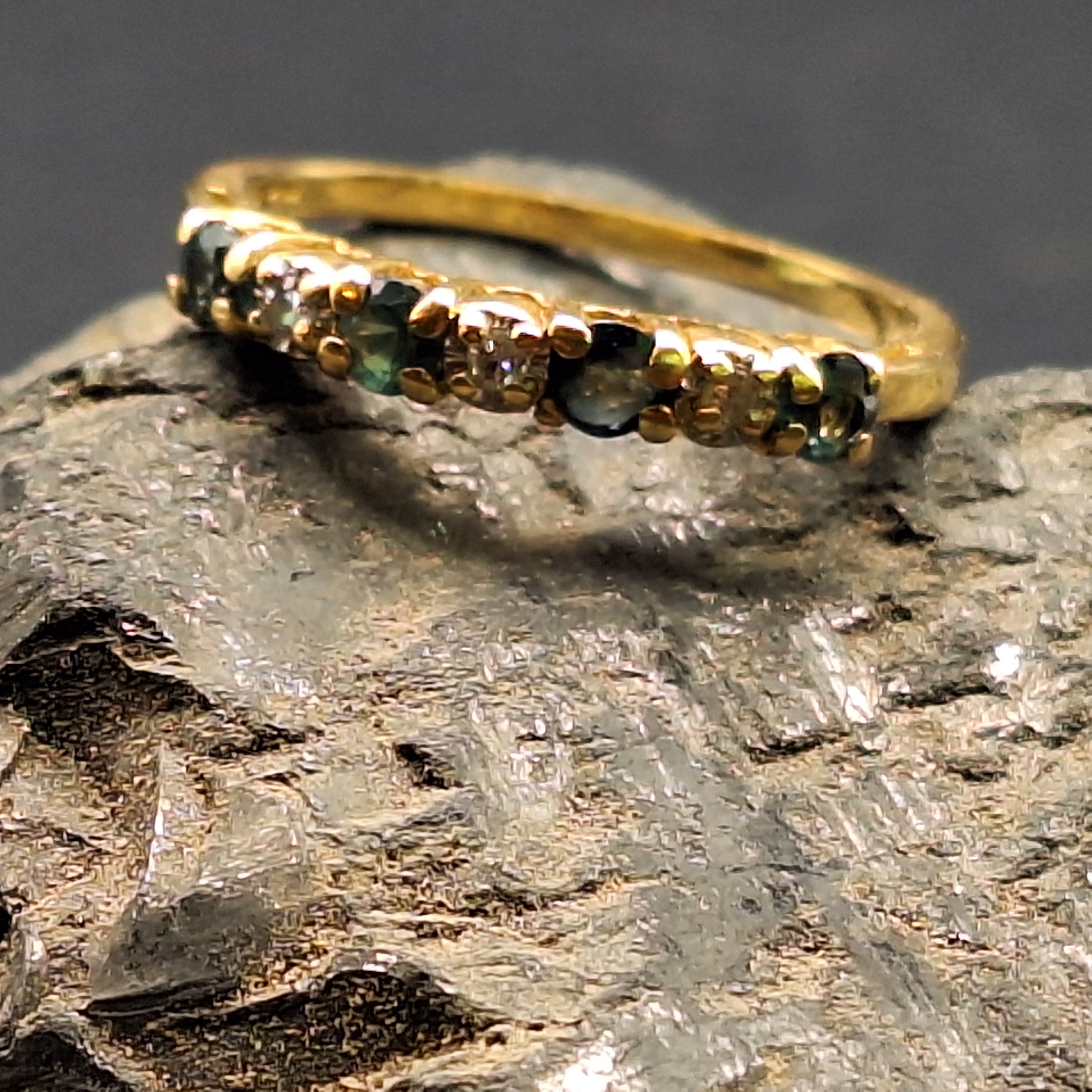 Sapphire and Diamond band in 14k yellow gold