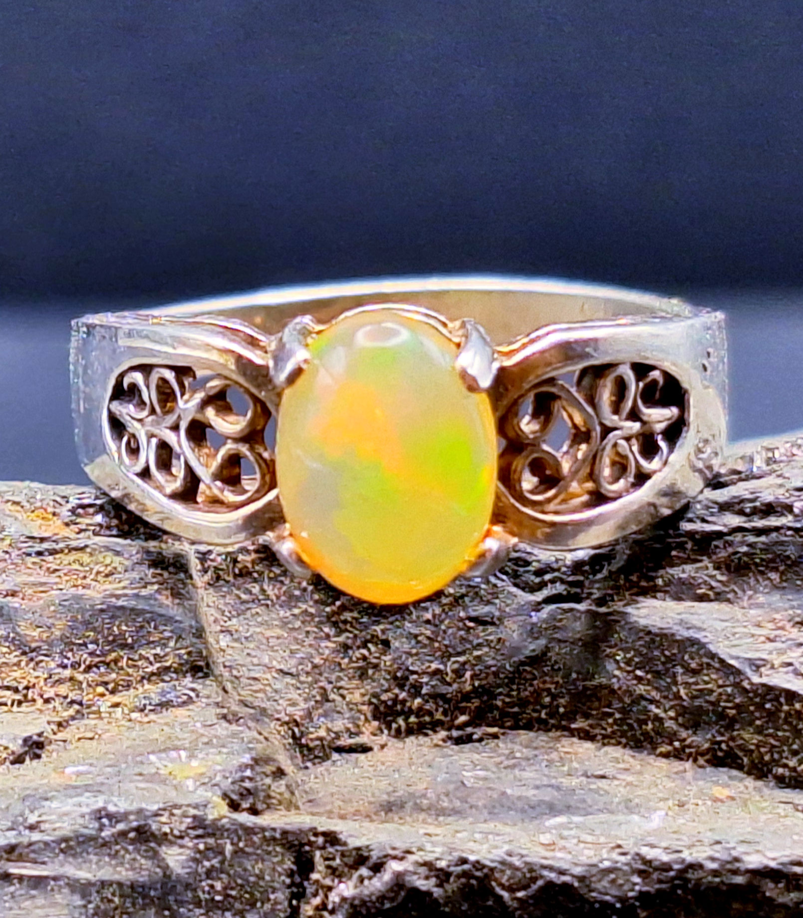 Sterling Silver 2 carat opal