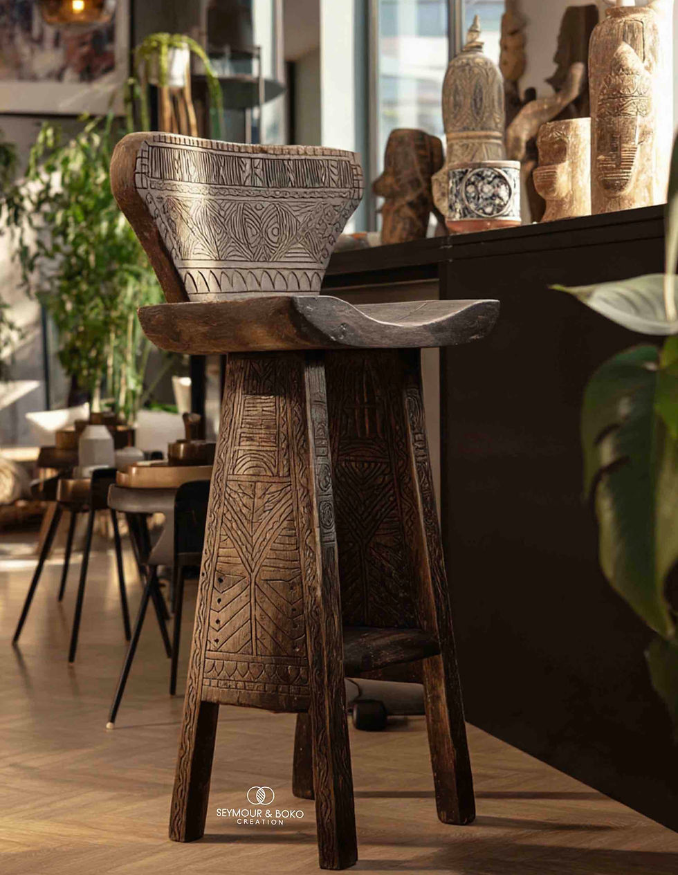 Thumbnail: Wooden Stool Afro design