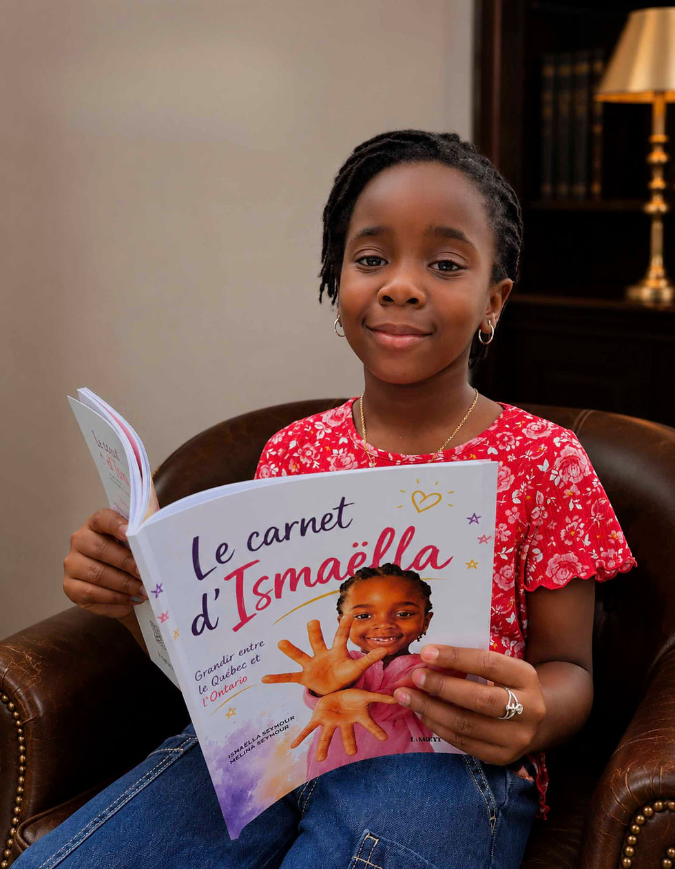 Ismaëlla Seymour, jeune autrice franco-ontarienne de 7 ans. Elle présente son premier livre, Le Carnet d'Ismaëlla, publié aux Éditions LARGENT.
