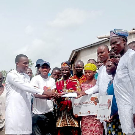 Africa Mondo solidaire des familles de Bessetonou à Sô-Ava