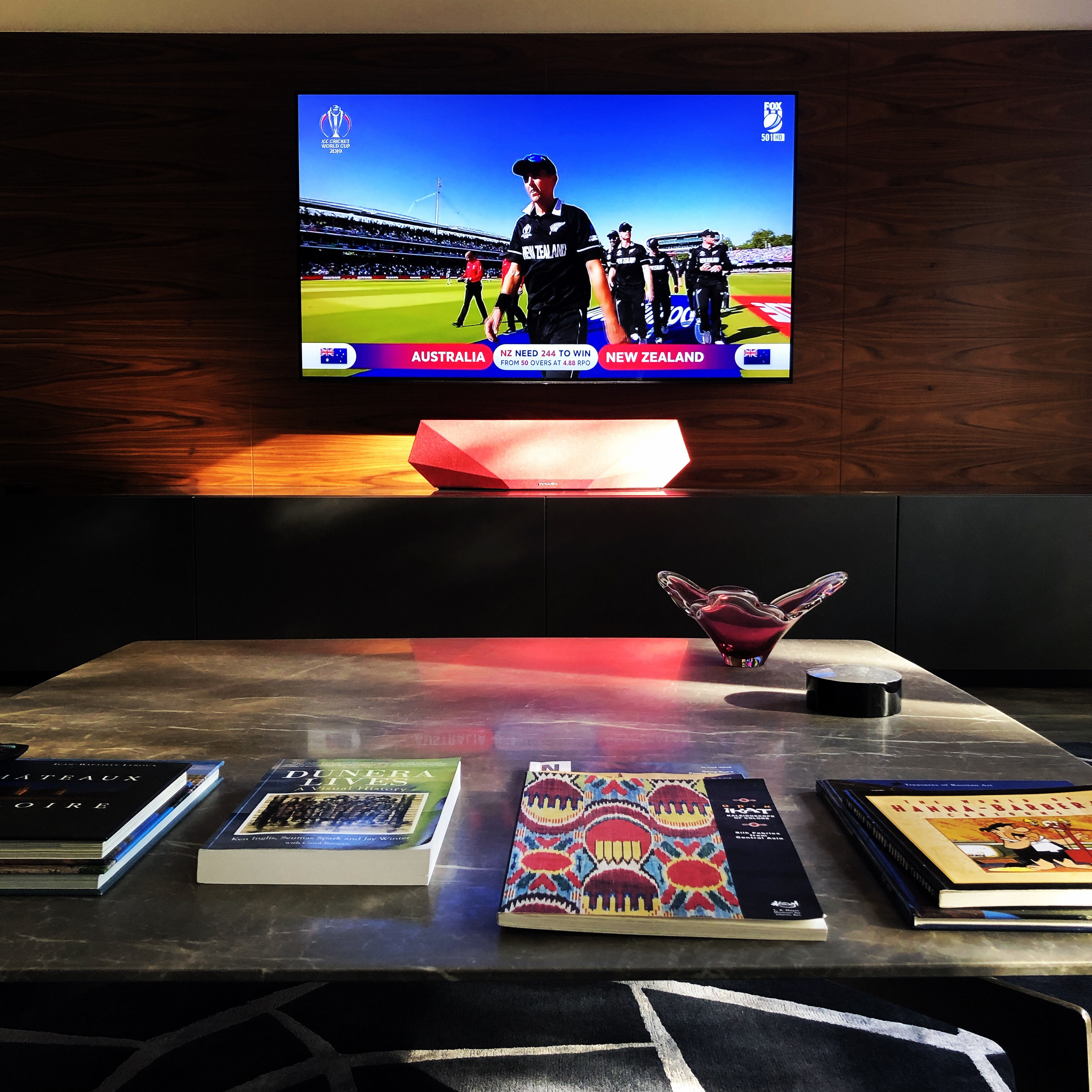 TV Wallmount Over 60"