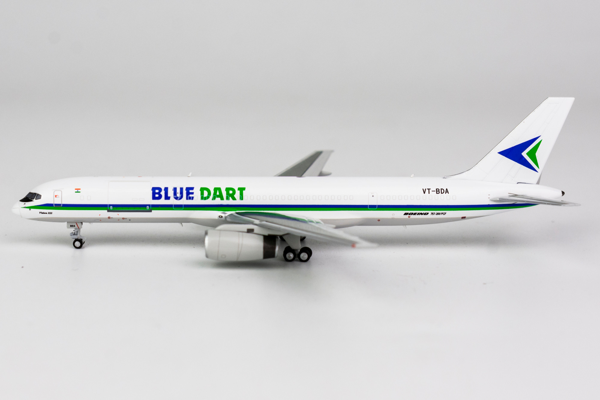 Blue Dart 757-200 VT-BDA