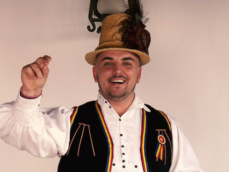 Spectacol aniversar dedicat lui Ionuț Uivaroși la Urmeniș