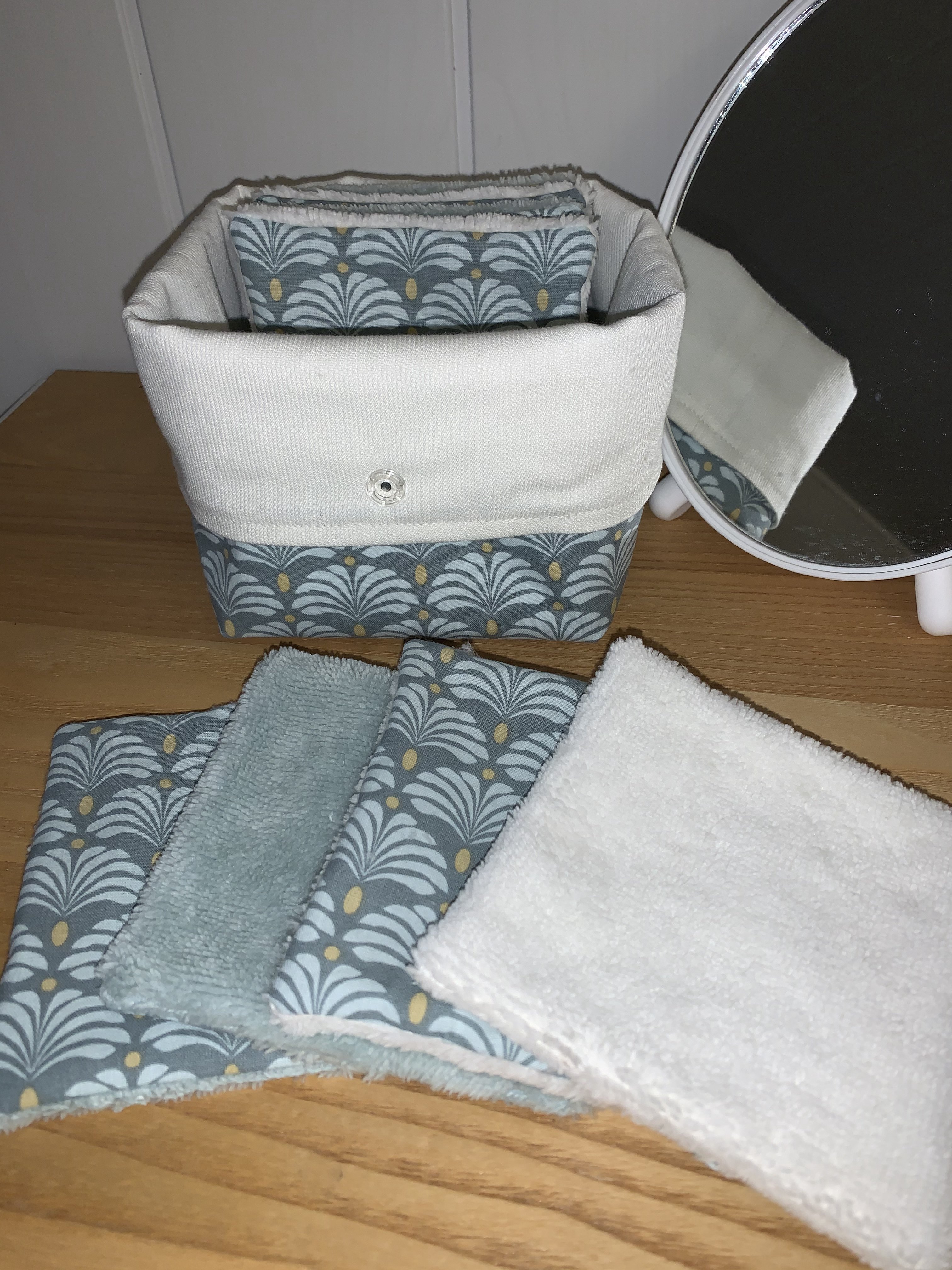 Pochon avec Lingettes démaquillantes lavables (x8)