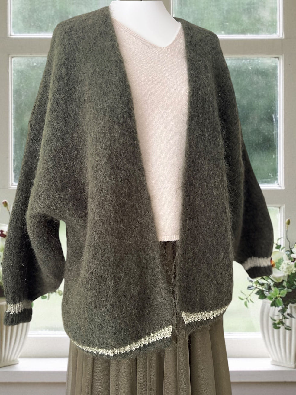 Thumbnail: Kris Ana Cardigan in green