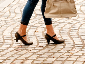 【八尾市 河内山本 美顔矯正 整体】歩き方で腰痛が・・・