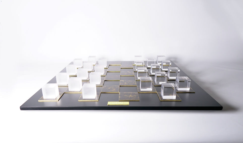Thumbnail: Luna Checkers Set