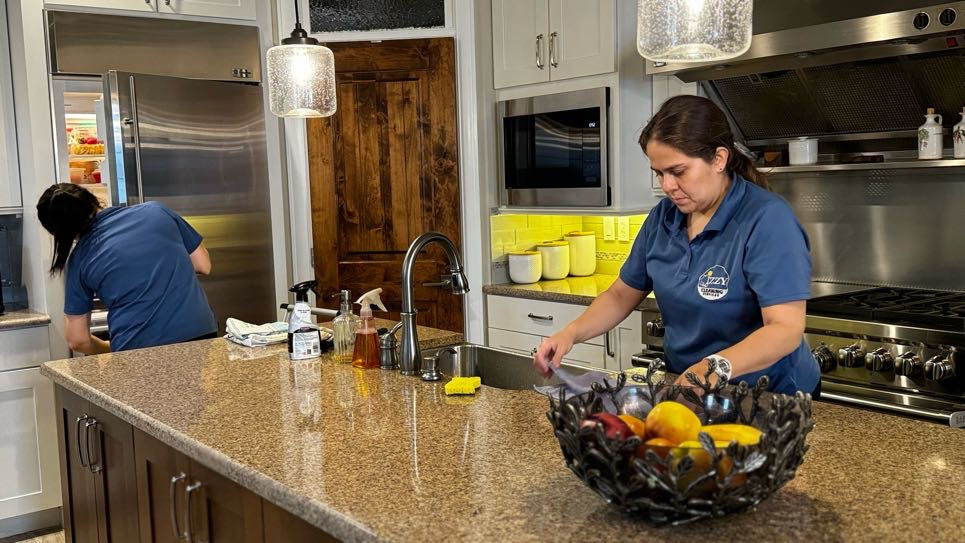 recurring-cleaning-service-team-in-action-st-augustine.jpg