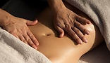 le massage du ventre