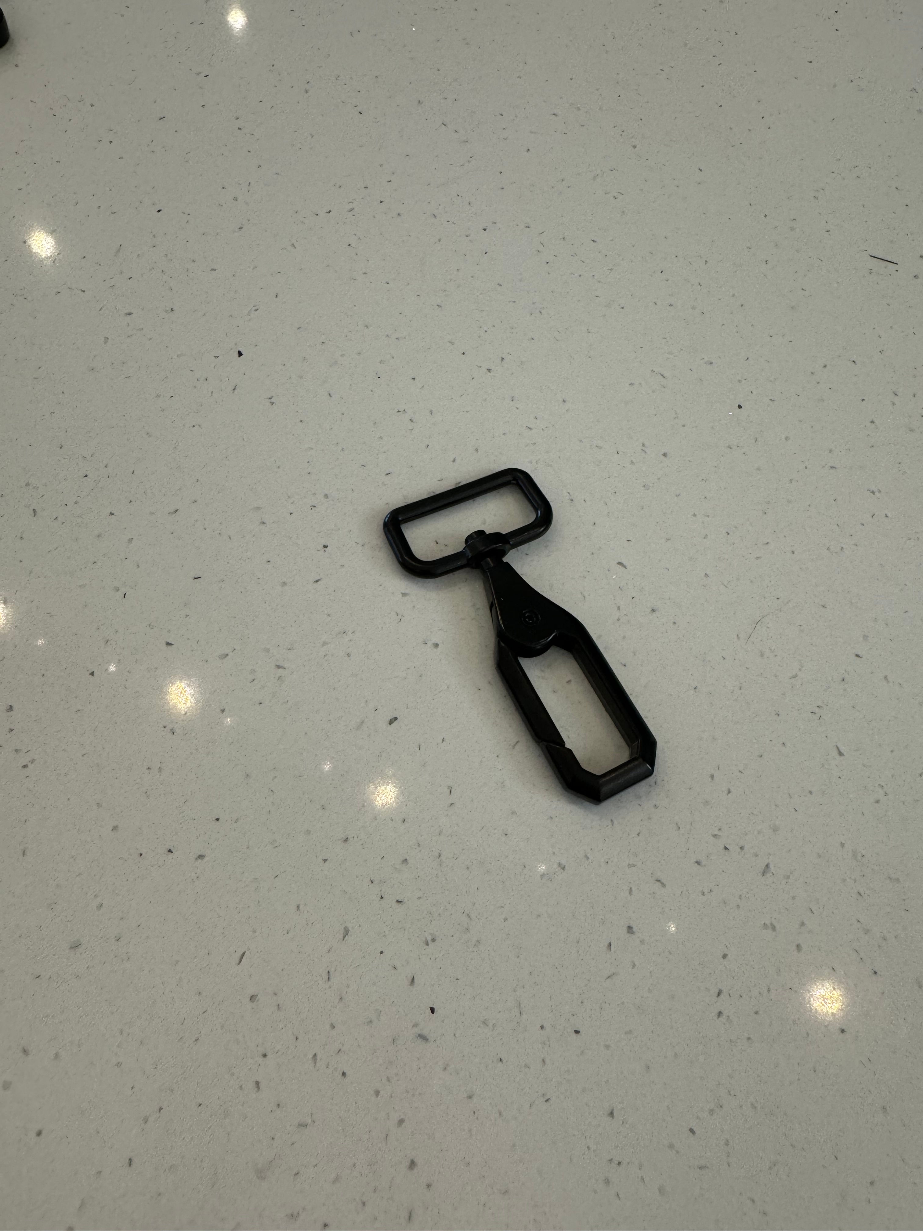 Snap hook 25 mm black matte