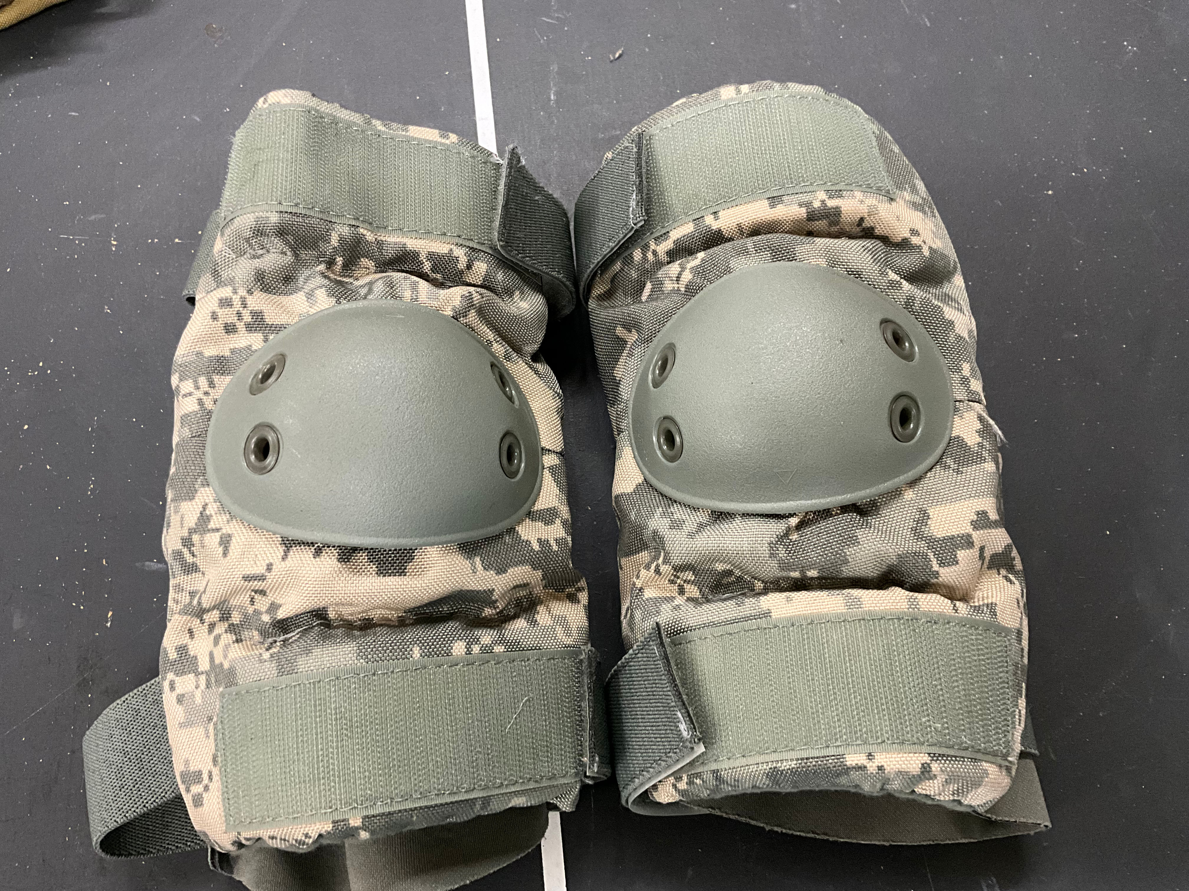 ACU elbow pads 