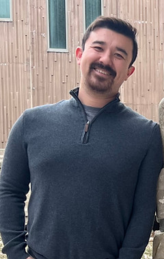 profile photo_edited.jpg