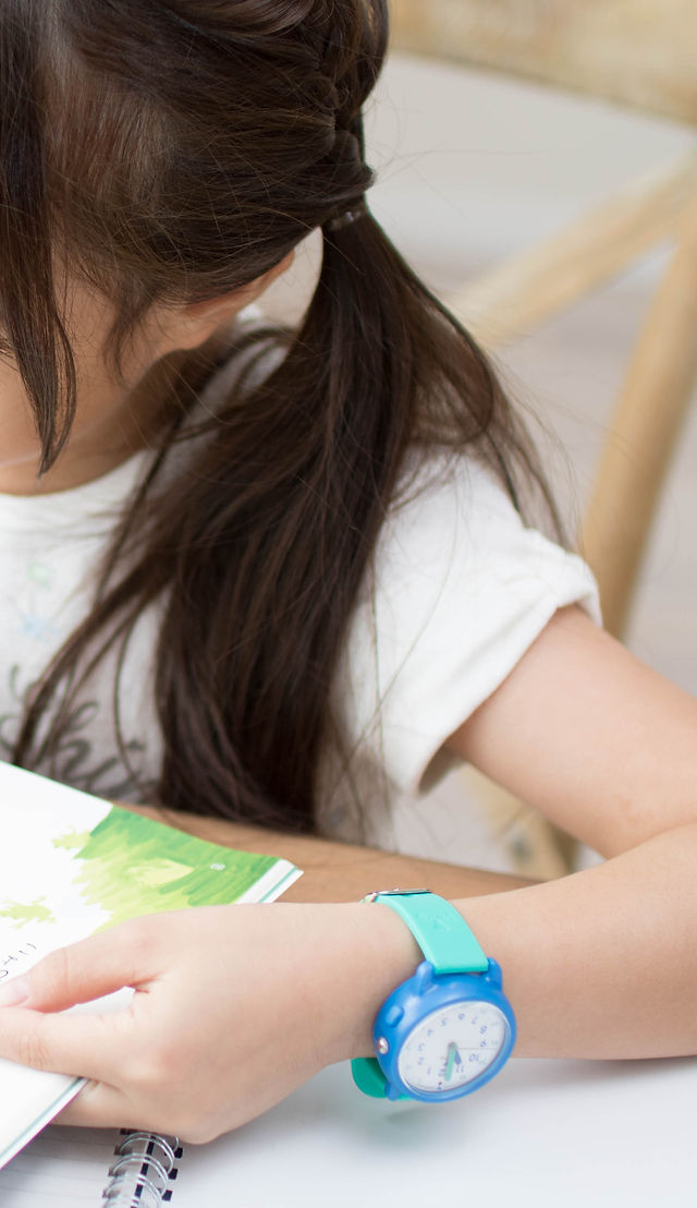 Kids Dynamic スイングウォッチ 子どもの自立を応援します Kids Dynamic スイングウォッチ 子どもの自立を応援します