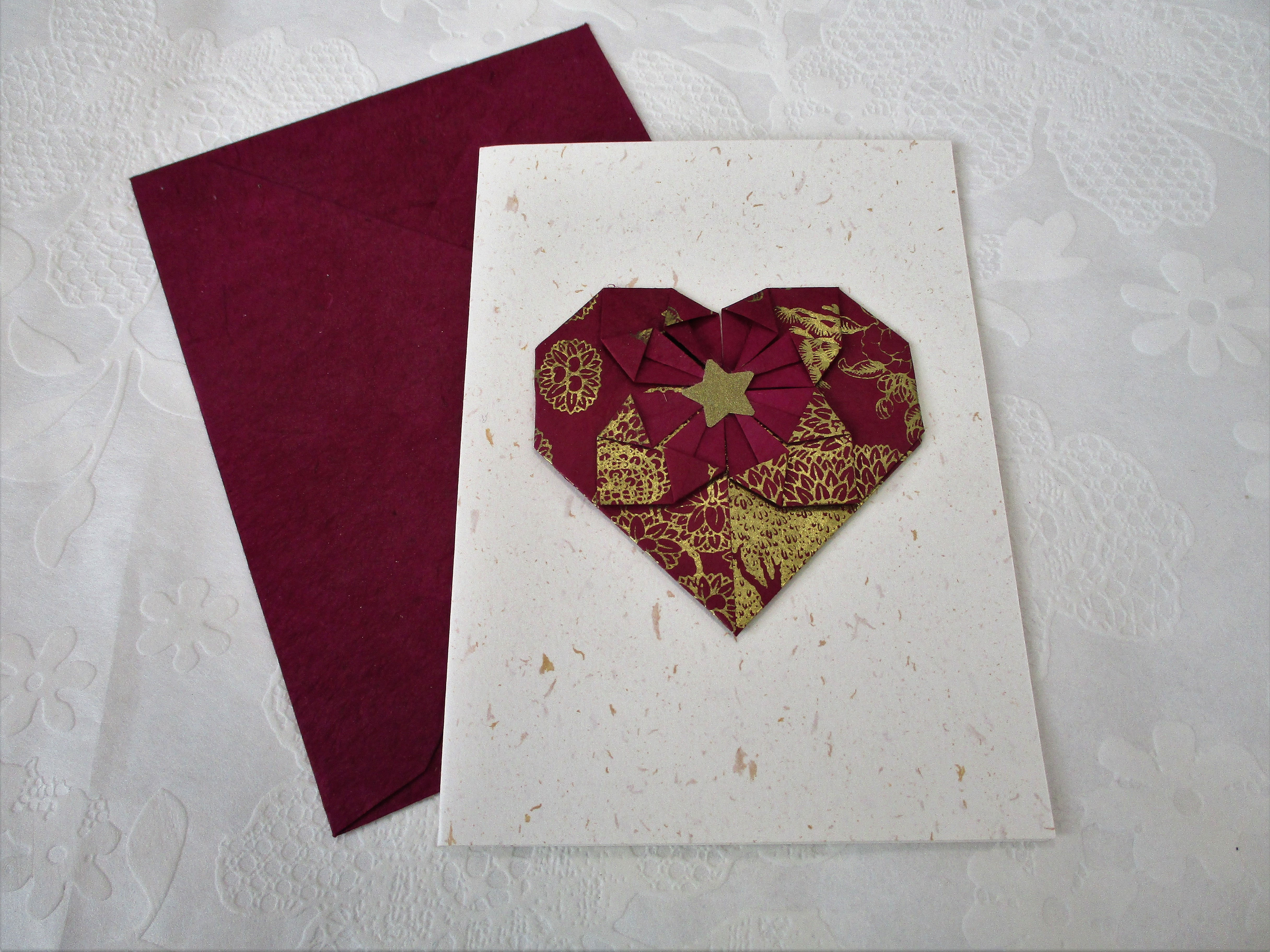 Cœur népalais prune et or