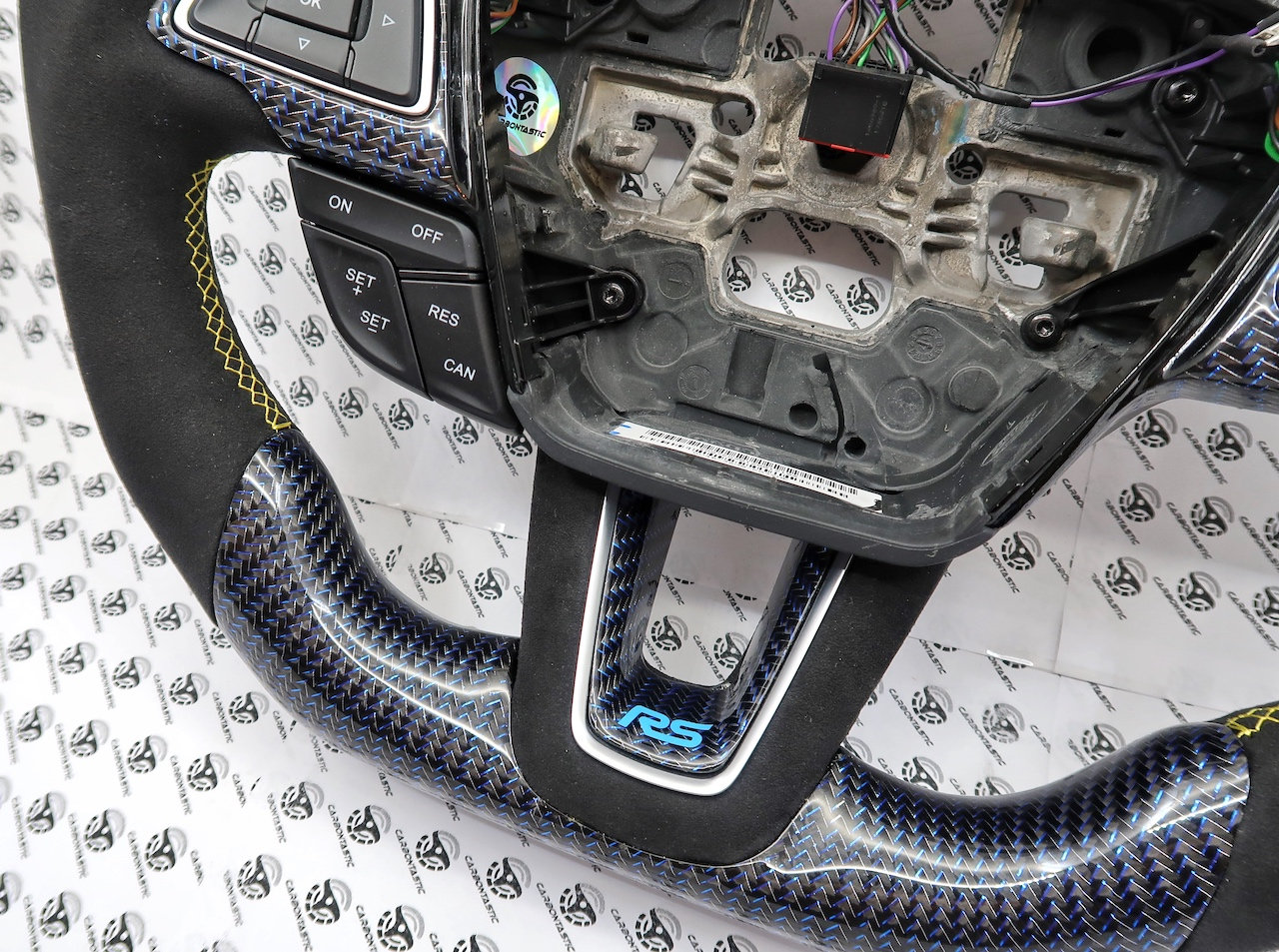 2015+ Ford Focus ST/RS Custom Carbon Fiber Steering Wheel carbontastic