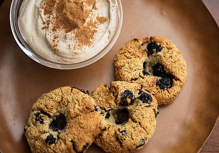 Almond Blueberry Bagels with Vanilla