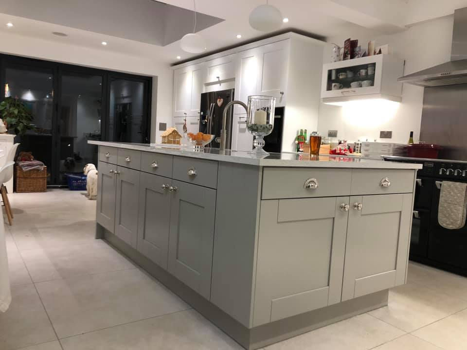 48912184_2326807370884939_23687934343380