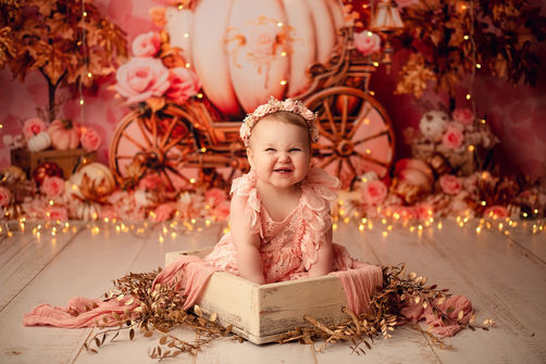 Lovely Stories Photographie photographe maternité grossesse femme enceinte bébé nouveau-né nourrisson smash the cake bain de lait anniversaire famille enfant couple allaitement femme princesse robes décor noël bohème fleuri extérieur intérieur studio outdoor indoor home-studio coiffure maquillage glamour boho mariage assis fleurs tenues créateur faire-part baptême france bretagne normandie loire atlantique rennes brest lorient vannes quimper concarneau saint-malo lannion guingamp morlaix dinan paimpol loudéac pontivy locminé ille et villaine morbihan côtes d'armor finistère fête des mères cadeau offrir liste de naissance photos shooting shoot casting photoshoot douceur coloré noir et blanc guérande nantes caen robes couronnes voilages body redon pornichet maternage proximal auray ploermel baud languidic hennebont lanester quimper quimperlé moréac bignan la gacilly fougères vitré mur de bretagne quiberon belle-île-en-mer belle ile en mer pluvigner landévant brech carnac arzon locmariaquer sarzeau saint-avé belz erdeven arradon plescop grand-champ séné questembert pénestin malestroit la baule saint-nazaire guer paimpont cancale plancoet saint-brieuc perros-guirec carhaix landivisiau crozon douarnenez chateaulin loctudy pont-aven rosporden guidel larmor-plage le faouet plouay surzur damgan josselin le sourn guémené sur scorff rosporden névez moëlan sur mer quéven caudan kervignac riantec étel landerneau roscoff laval angers clisson saint-herblain chateaubriant janzé penmarc'h album coffret tirage tableau art artistique créatif créative makeup MUA cadeau cagnotte newborn posing formation business coaching accompagnement bord de mer campagne fleuri champ plage parc forêt lifestyle