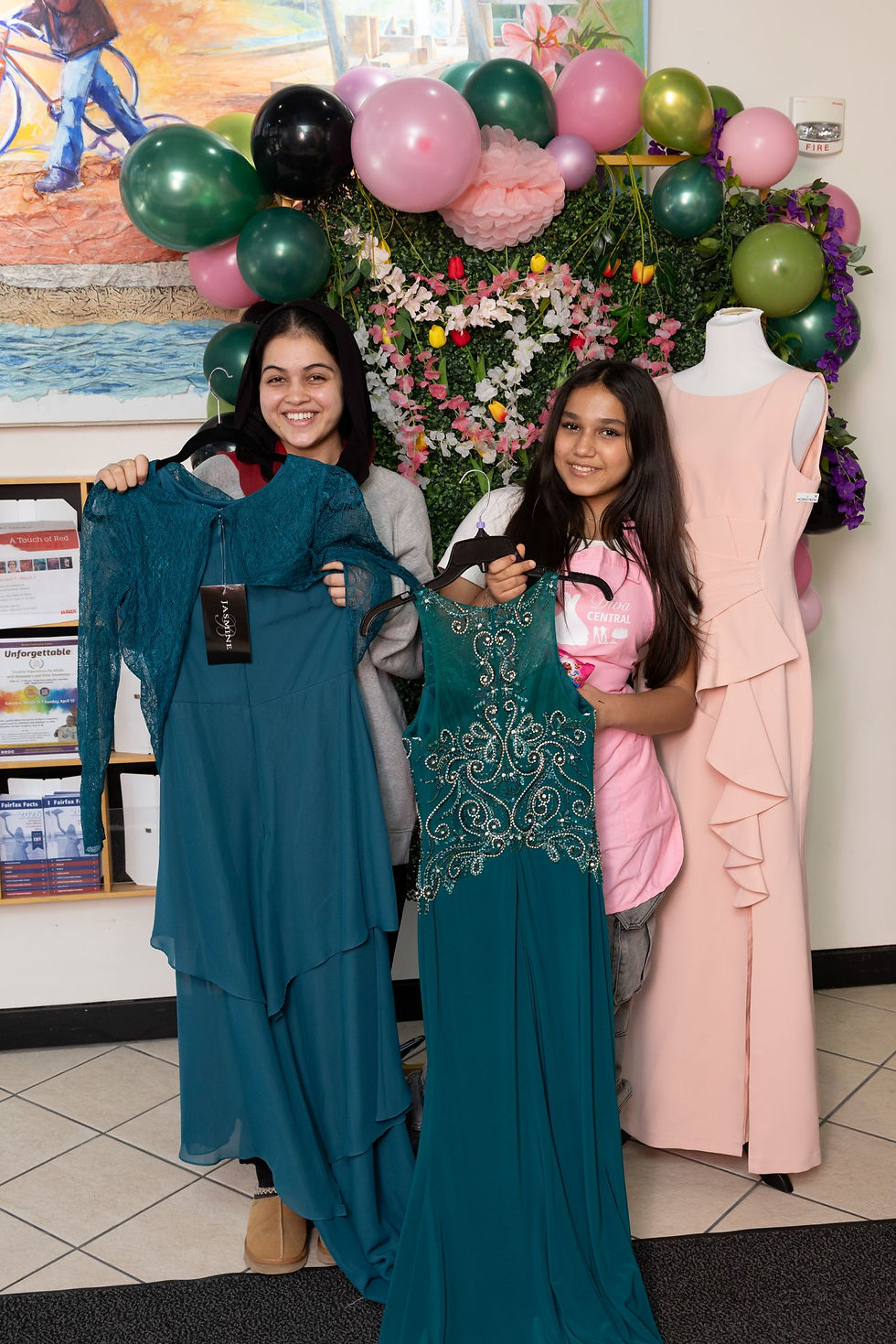 Diva Central’s Dress Drive holds 24th annual shopping event