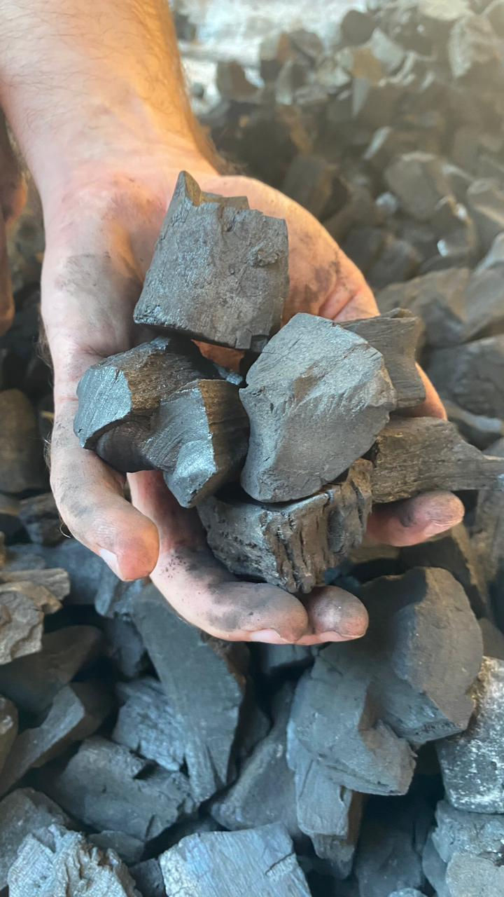 Küçük resim: paraguay que bracho kömürü 1 ton fiyatı toptan satışı meşe mangal kömürü satışı