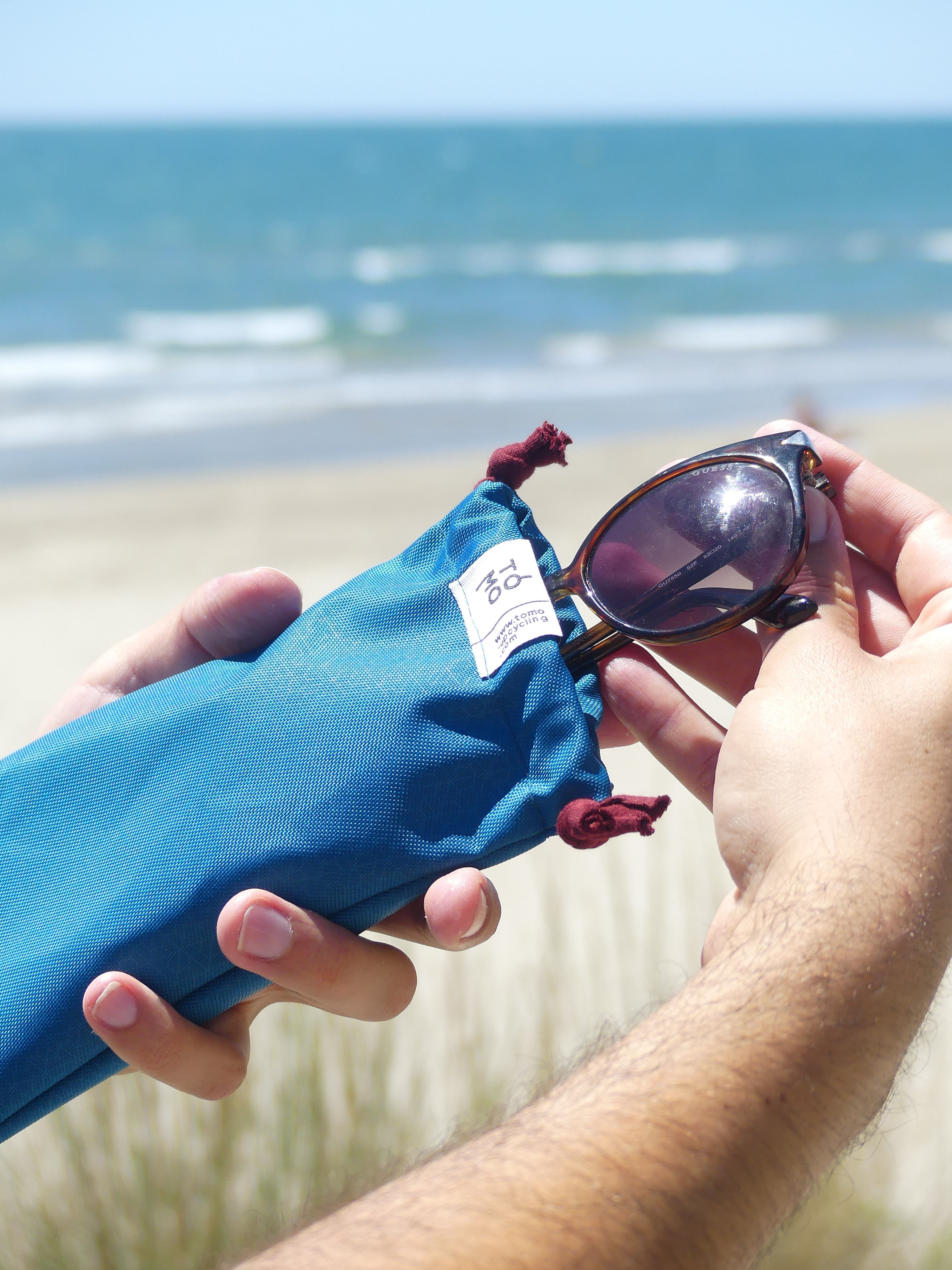 Étui imperméable en textile upcyclé