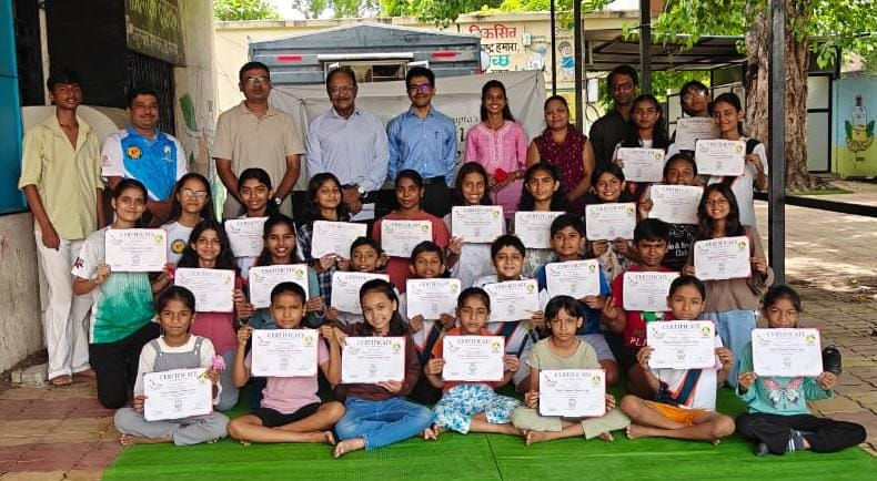 Certificate Distribution Ceremony
