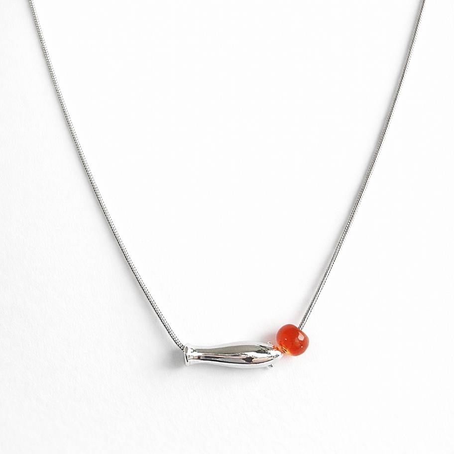 Éclat Rouge Minimal | 925 Sterling Silver Red Bead Necklace | Minimalist Luxury