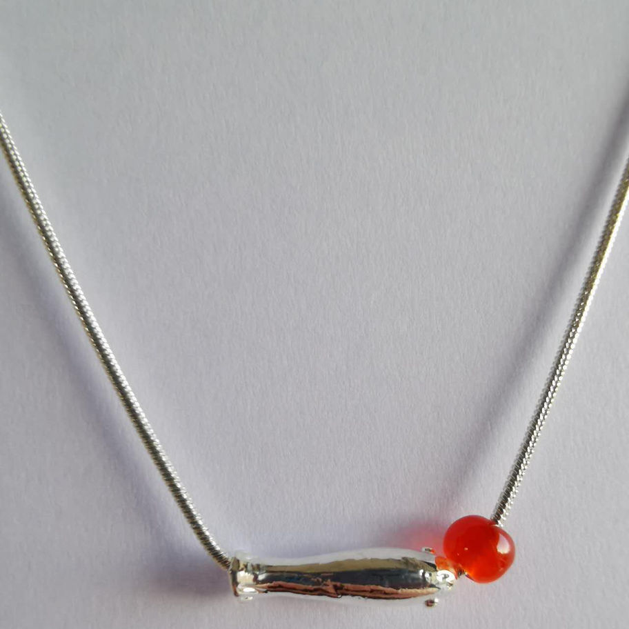 Éclat Rouge Minimal | 925 Sterling Silver Red Bead Necklace | Minimalist Luxury
