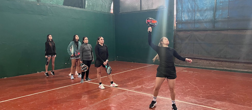 LA ESCUELA MUNICIPAL DE PADEL DE SAN RAFAEL ARRANCÓ CON TODO