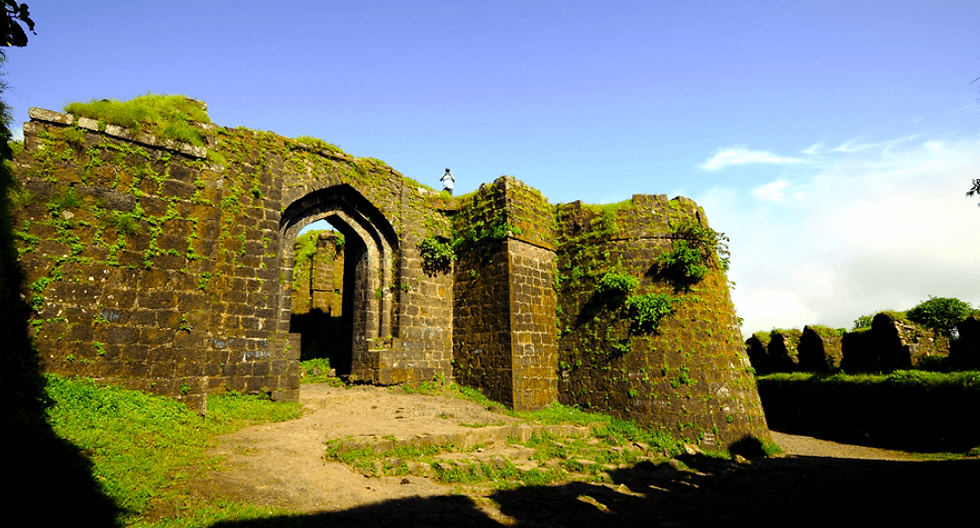 Ruins and Conservation of Gawilgarh Fort in Amravati