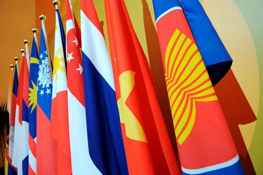 Image: Credits to The Straits Times
(https://www.straitstimes.com/asia/se-asia/asean-aims-to-tackle-myanmar-crisis-south-china-sea-tensions-as-ministers-meet-in-laos)