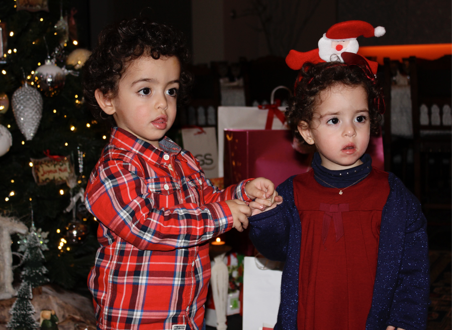 mini‑séances photo de Noël à domicile à Paris
