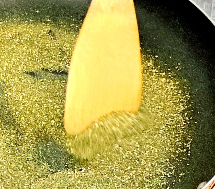 サムネイル： 【強焙煎】かぞくのモリンガ茶（1g×30包入）