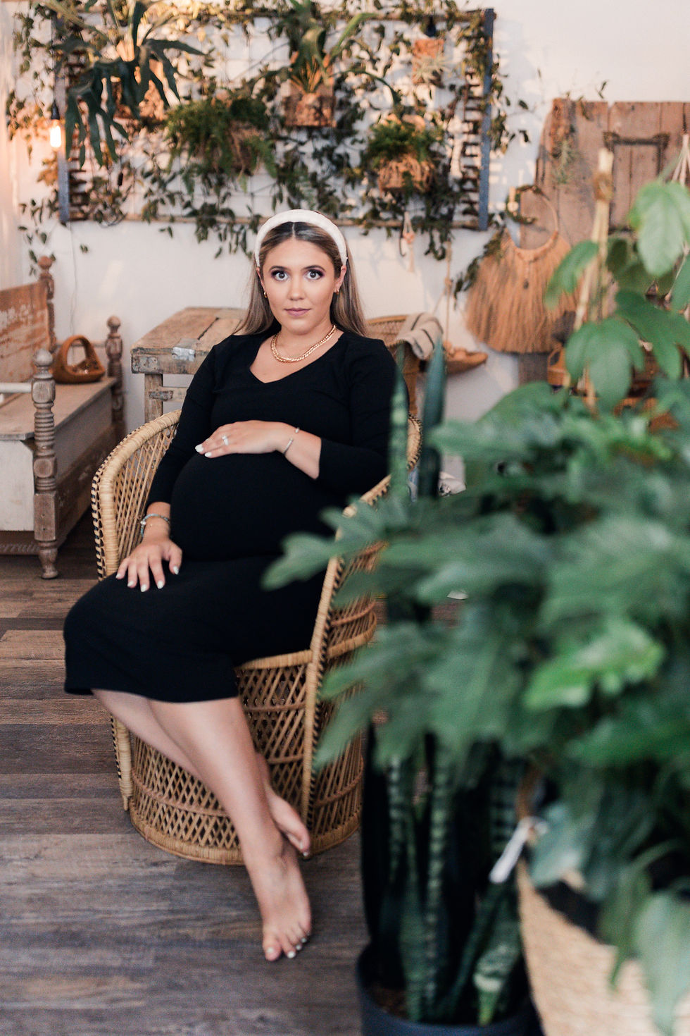 a mom to be pregnancy portraits