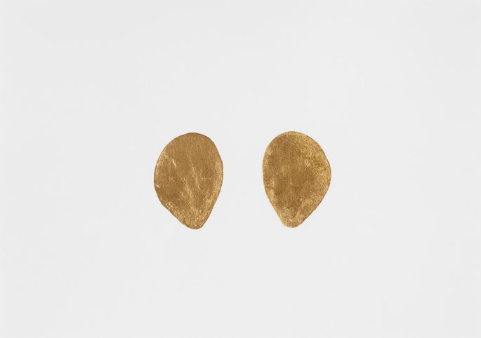 Coupe d'or02 chevilles 1999-2022 feuille d'or sur papier embossé 42x30