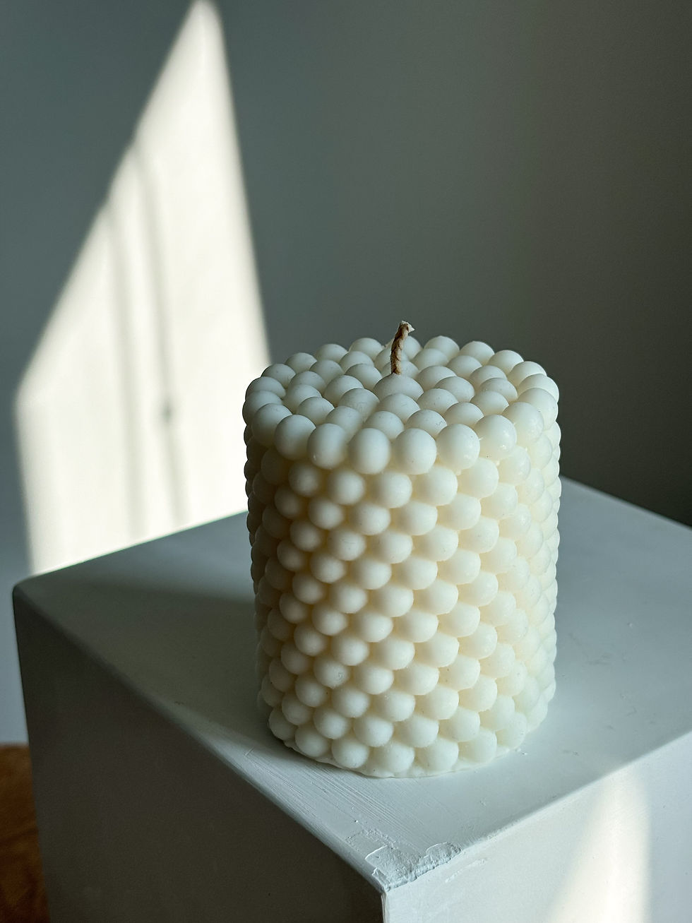 Miniatiūra: SOJŲ VAŠKO ŽVAKĖ - CILINDRAS BURBULIUKAI