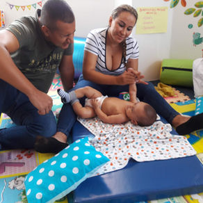 El masaje infantil, favorable para el bebé